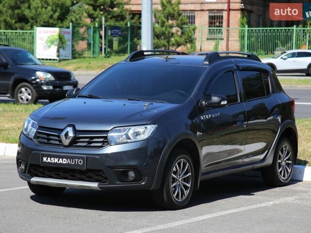Сірий Рено Сандеро, об'ємом двигуна 1.46 л та пробігом 152 тис. км за 10500 $, фото 1 на Automoto.ua
