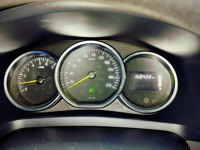 Серый Рено Сандеро, объемом двигателя 1.5 л и пробегом 168 тыс. км за 11000 $, фото 1 на Automoto.ua