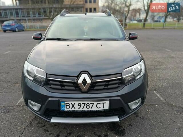 Сірий Рено Сандеро, об'ємом двигуна 0.9 л та пробігом 58 тис. км за 10500 $, фото 1 на Automoto.ua