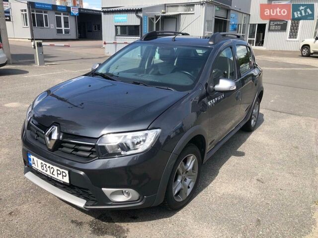 Сірий Рено Сандеро, об'ємом двигуна 0.9 л та пробігом 65 тис. км за 12100 $, фото 1 на Automoto.ua