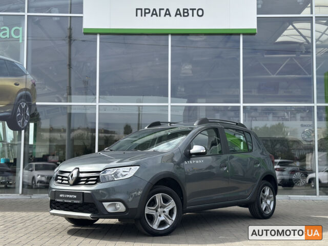 Серый Рено Сандеро, объемом двигателя 1.5 л и пробегом 138 тыс. км за 10400 $, фото 1 на Automoto.ua
