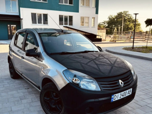 Синій Рено Сандеро, об'ємом двигуна 1.4 л та пробігом 165 тис. км за 4000 $, фото 1 на Automoto.ua