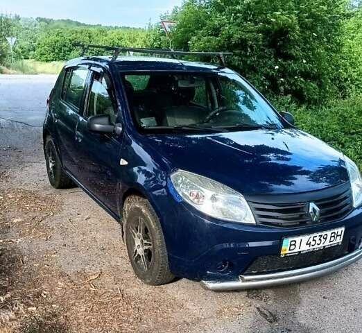 Синій Рено Сандеро, об'ємом двигуна 1.39 л та пробігом 279 тис. км за 3550 $, фото 1 на Automoto.ua