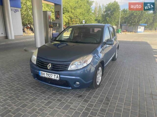 Синій Рено Сандеро, об'ємом двигуна 1.6 л та пробігом 130 тис. км за 6300 $, фото 1 на Automoto.ua