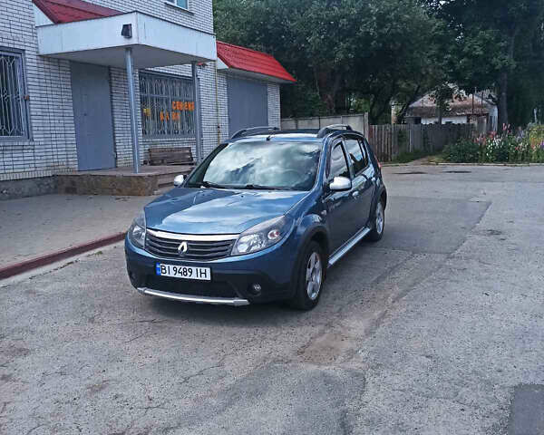 Синій Рено Сандеро, об'ємом двигуна 1.6 л та пробігом 175 тис. км за 7400 $, фото 1 на Automoto.ua