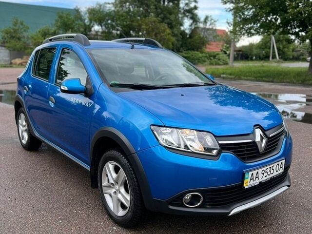Синій Рено Сандеро, об'ємом двигуна 1.46 л та пробігом 180 тис. км за 8600 $, фото 1 на Automoto.ua