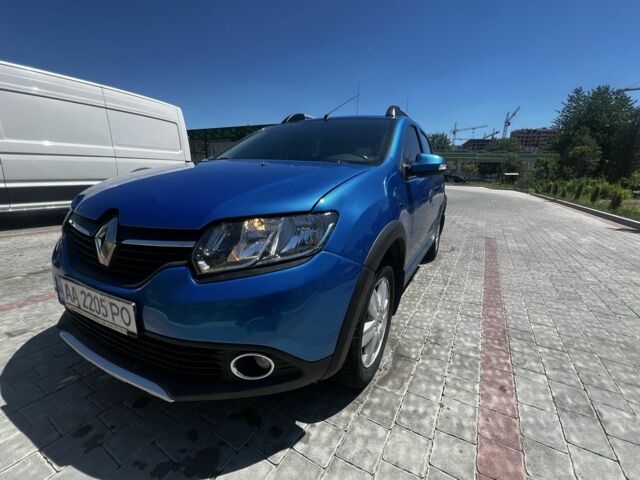 Синий Рено Сандеро, объемом двигателя 1.5 л и пробегом 200 тыс. км за 7800 $, фото 1 на Automoto.ua