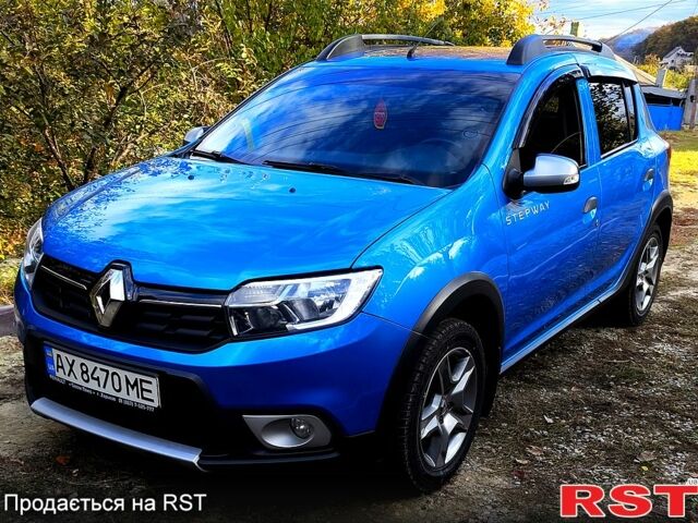 Синий Рено Сандеро, объемом двигателя 1.5 л и пробегом 214 тыс. км за 8000 $, фото 1 на Automoto.ua