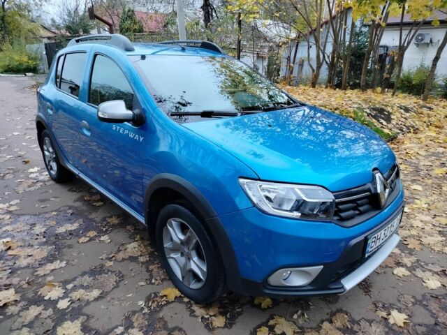 Синий Рено Сандеро, объемом двигателя 0.9 л и пробегом 98 тыс. км за 9000 $, фото 1 на Automoto.ua