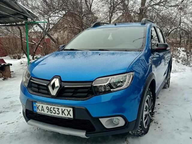 Синий Рено Сандеро, объемом двигателя 0.9 л и пробегом 25 тыс. км за 11500 $, фото 1 на Automoto.ua