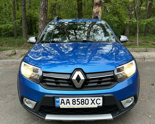 Синий Рено Сандеро, объемом двигателя 0.9 л и пробегом 87 тыс. км за 9500 $, фото 1 на Automoto.ua