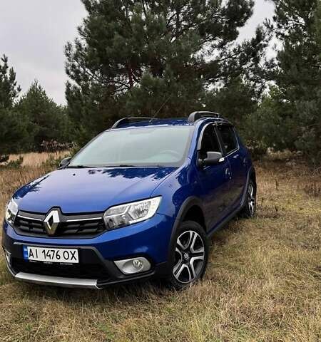 Синій Рено Сандеро, об'ємом двигуна 0.9 л та пробігом 61 тис. км за 12000 $, фото 1 на Automoto.ua