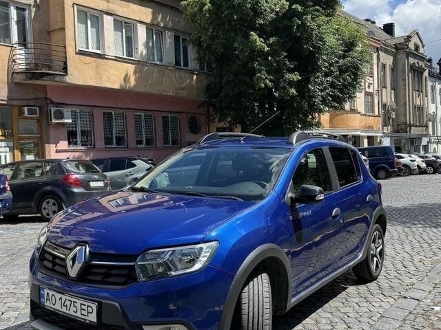 Синий Рено Сандеро, объемом двигателя 1.5 л и пробегом 110 тыс. км за 11300 $, фото 1 на Automoto.ua