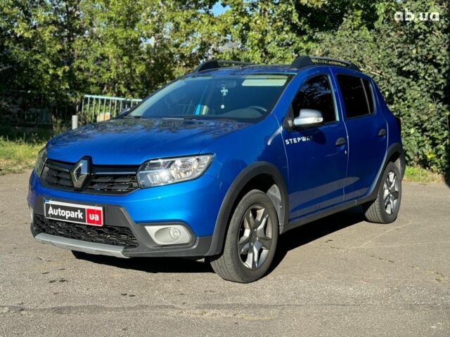 Синій Рено Сандеро, об'ємом двигуна 1.5 л та пробігом 56 тис. км за 13140 $, фото 1 на Automoto.ua