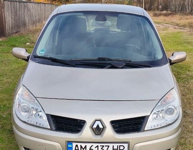 Бежевый Рено Сценик II, объемом двигателя 1.6 л и пробегом 174 тыс. км за 5800 $, фото 1 на Automoto.ua