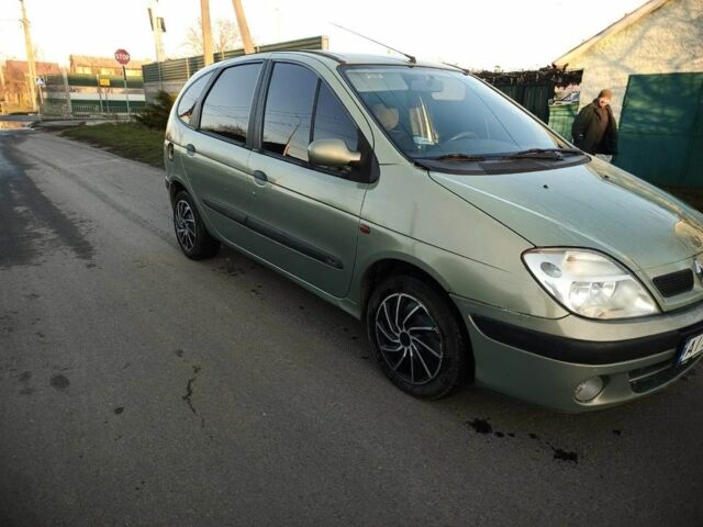 Бежевый Рено Сценик II, объемом двигателя 1.9 л и пробегом 320 тыс. км за 2200 $, фото 1 на Automoto.ua