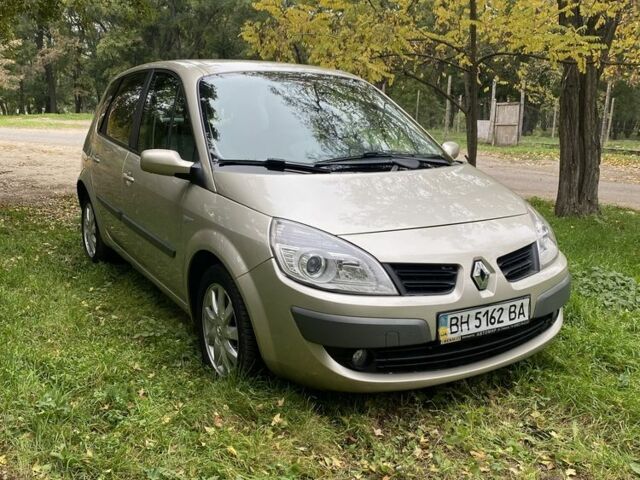 Бежевый Рено Сценик II, объемом двигателя 1.6 л и пробегом 153 тыс. км за 5700 $, фото 1 на Automoto.ua