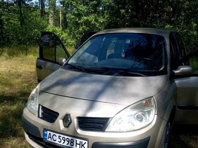 Бежевий Рено Сценік II, об'ємом двигуна 1.5 л та пробігом 310 тис. км за 4500 $, фото 1 на Automoto.ua