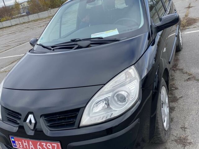 Черный Рено Сценик II, объемом двигателя 1.6 л и пробегом 202 тыс. км за 5999 $, фото 1 на Automoto.ua