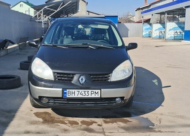 Рено Сценік II 2005 у Одесі на Automoto.ua Чорний Рено Сценік II, об'ємом двигуна 2 л та пробігом 287 тис. км за 4200 $, фото 1 на Automoto.ua