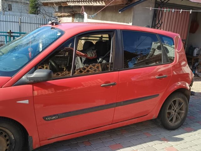 Червоний Рено Сценік II, об'ємом двигуна 0 л та пробігом 235 тис. км за 2200 $, фото 1 на Automoto.ua