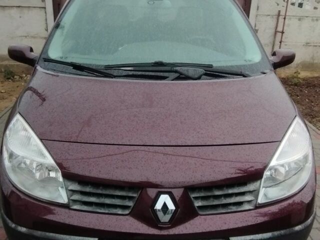Красный Рено Сценик II, объемом двигателя 1.6 л и пробегом 210 тыс. км за 4500 $, фото 1 на Automoto.ua