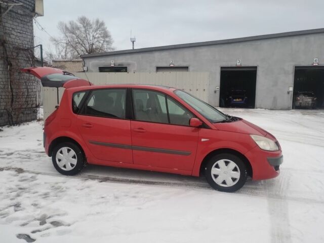 Червоний Рено Сценік II, об'ємом двигуна 1.6 л та пробігом 220 тис. км за 5800 $, фото 1 на Automoto.ua