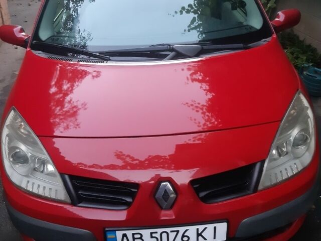 Красный Рено Сценик II, объемом двигателя 1.5 л и пробегом 264 тыс. км за 5650 $, фото 1 на Automoto.ua