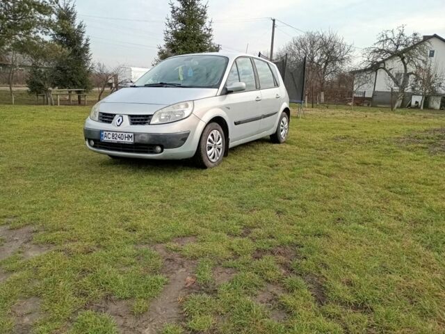 Серый Рено Сценик II, объемом двигателя 1.6 л и пробегом 220 тыс. км за 3900 $, фото 1 на Automoto.ua