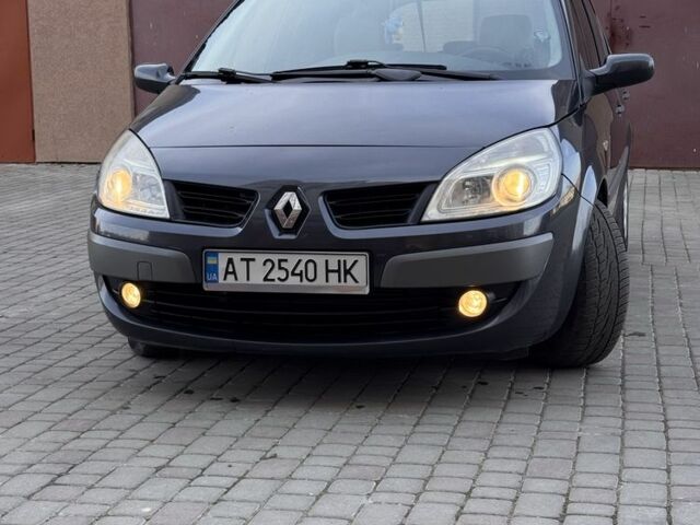 Серый Рено Сценик II, объемом двигателя 1.5 л и пробегом 345 тыс. км за 3699 $, фото 1 на Automoto.ua