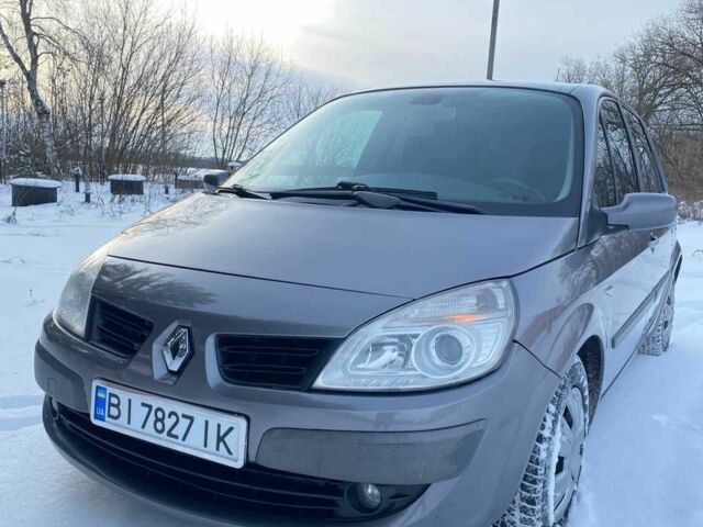 Серый Рено Сценик II, объемом двигателя 1.5 л и пробегом 241 тыс. км за 5500 $, фото 1 на Automoto.ua