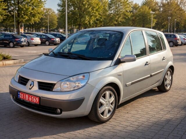 Сірий Рено Сценік II, об'ємом двигуна 1.6 л та пробігом 158 тис. км за 4800 $, фото 1 на Automoto.ua