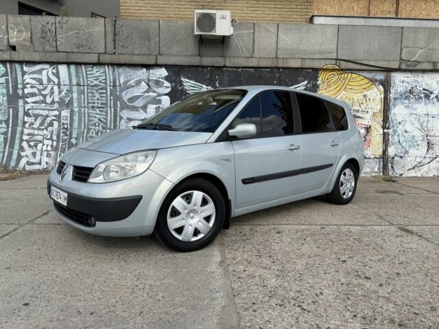 Сірий Рено Сценік II, об'ємом двигуна 1.6 л та пробігом 220 тис. км за 4550 $, фото 1 на Automoto.ua