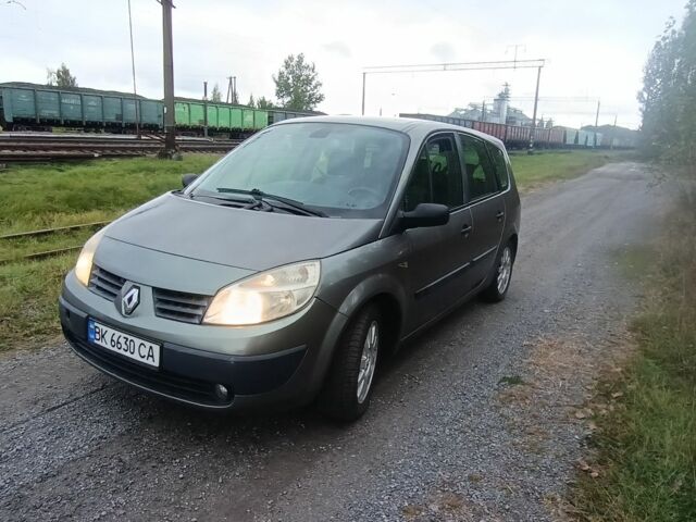 Серый Рено Сценик II, объемом двигателя 1.5 л и пробегом 370 тыс. км за 3350 $, фото 1 на Automoto.ua