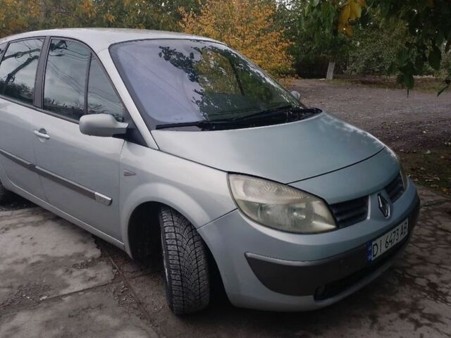 Сірий Рено Сценік II, об'ємом двигуна 1.5 л та пробігом 304 тис. км за 3700 $, фото 1 на Automoto.ua