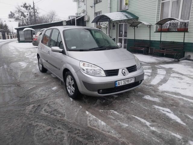 Сірий Рено Сценік II, об'ємом двигуна 1.6 л та пробігом 287 тис. км за 3900 $, фото 1 на Automoto.ua