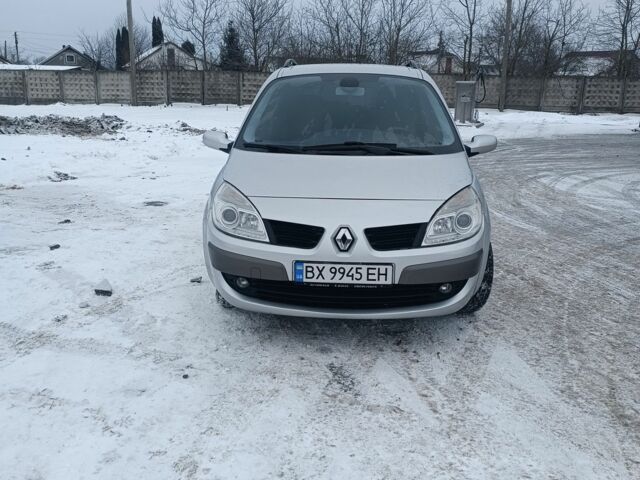 Сірий Рено Сценік II, об'ємом двигуна 1.6 л та пробігом 235 тис. км за 4700 $, фото 1 на Automoto.ua