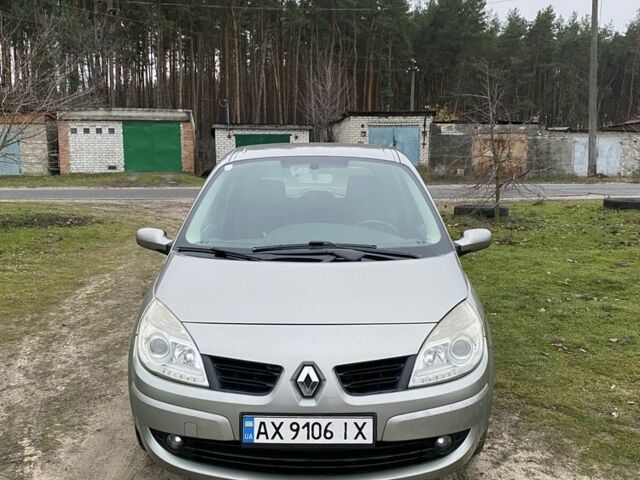 Серый Рено Сценик II, объемом двигателя 1.5 л и пробегом 200 тыс. км за 5500 $, фото 1 на Automoto.ua