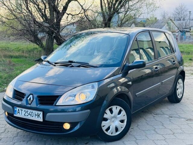 Серый Рено Сценик II, объемом двигателя 1.5 л и пробегом 301 тыс. км за 4350 $, фото 1 на Automoto.ua