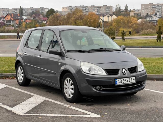 Серый Рено Сценик II, объемом двигателя 1.5 л и пробегом 246 тыс. км за 4550 $, фото 1 на Automoto.ua