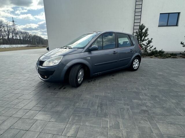 Сірий Рено Сценік II, об'ємом двигуна 1.5 л та пробігом 300 тис. км за 4200 $, фото 1 на Automoto.ua