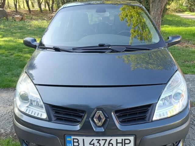 Сірий Рено Сценік II, об'ємом двигуна 1.5 л та пробігом 290 тис. км за 4900 $, фото 1 на Automoto.ua