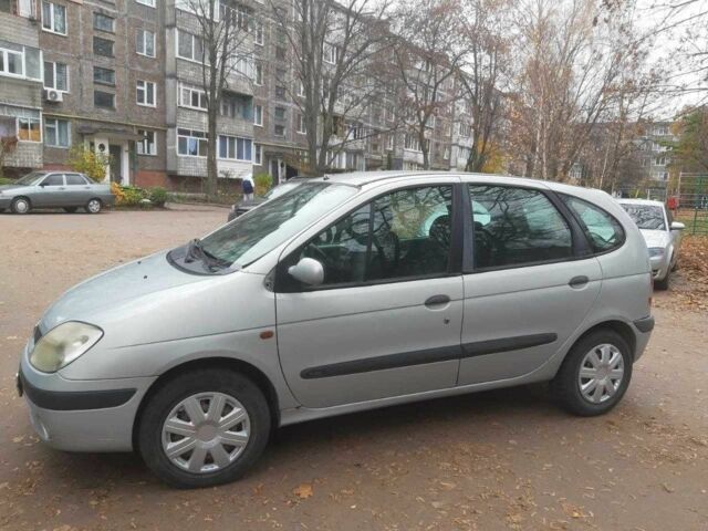 Серый Рено Сценик II, объемом двигателя 1.9 л и пробегом 365 тыс. км за 1667 $, фото 1 на Automoto.ua