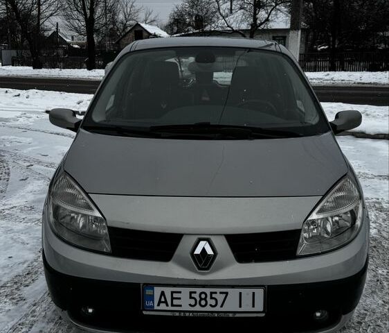 Сірий Рено Сценік II, об'ємом двигуна 2 л та пробігом 142 тис. км за 4300 $, фото 1 на Automoto.ua