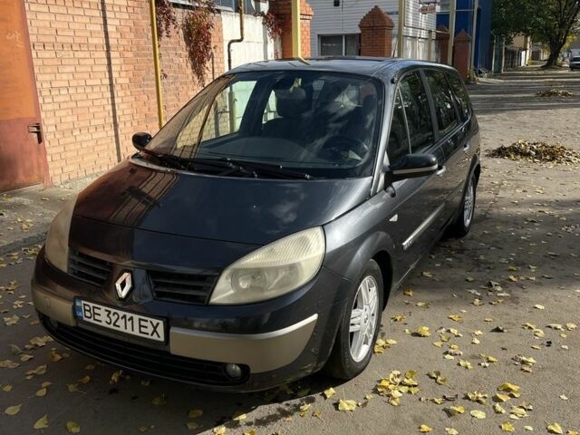 Серый Рено Сценик II, объемом двигателя 2 л и пробегом 205 тыс. км за 5300 $, фото 1 на Automoto.ua