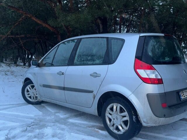 Сірий Рено Сценік II, об'ємом двигуна 1.6 л та пробігом 184 тис. км за 4500 $, фото 1 на Automoto.ua