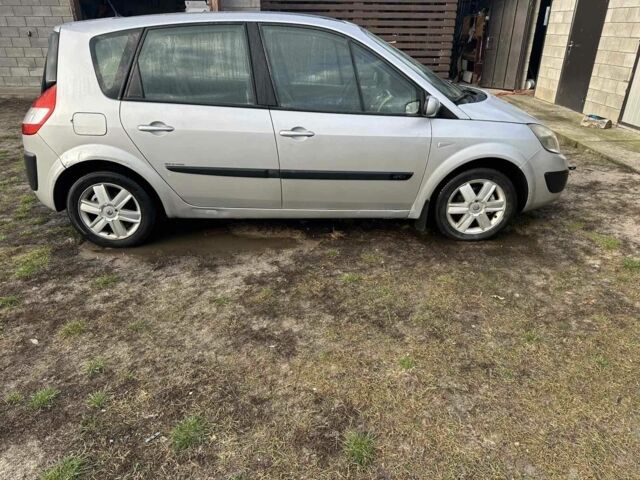 Сірий Рено Сценік II, об'ємом двигуна 1.5 л та пробігом 300 тис. км за 2400 $, фото 1 на Automoto.ua