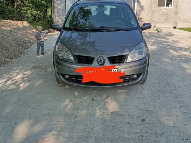 Серый Рено Сценик II, объемом двигателя 2 л и пробегом 246 тыс. км за 6200 $, фото 1 на Automoto.ua