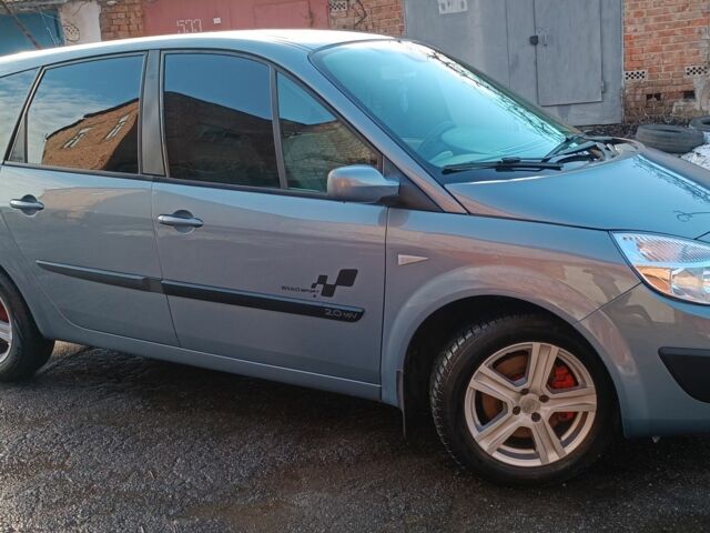 Синий Рено Сценик II, объемом двигателя 2 л и пробегом 220 тыс. км за 5250 $, фото 1 на Automoto.ua