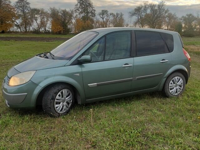 Зеленый Рено Сценик II, объемом двигателя 2 л и пробегом 258 тыс. км за 4800 $, фото 1 на Automoto.ua